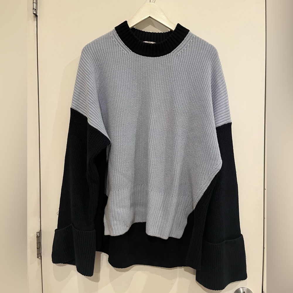 & other stories blue / navy / black sweater